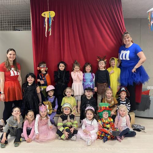 rote Gruppe - Elisa und Simone