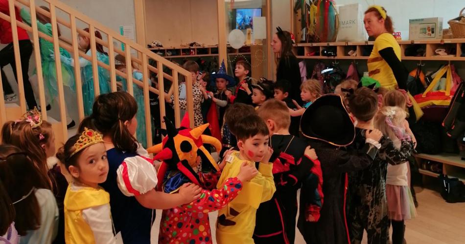 Polonaise durchs Haus