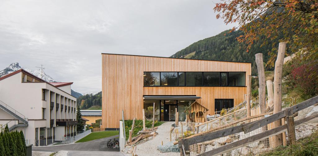 kindergarten_fulpmes_-_tabernig_zierl_architekten_-_c_christian_flatscher_-_12